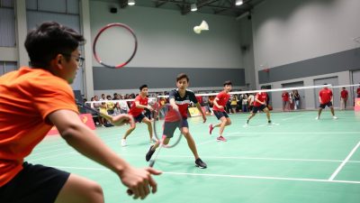 badminton anak muda